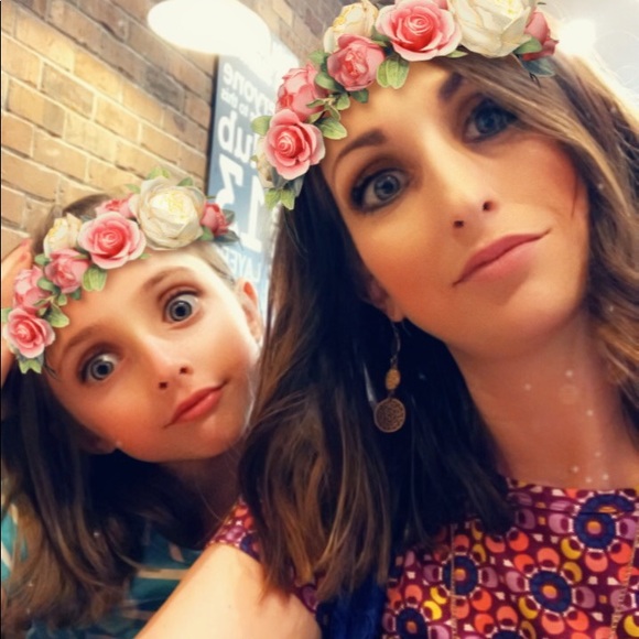 Meet your Posher, Meghann - Picture 3 of 3